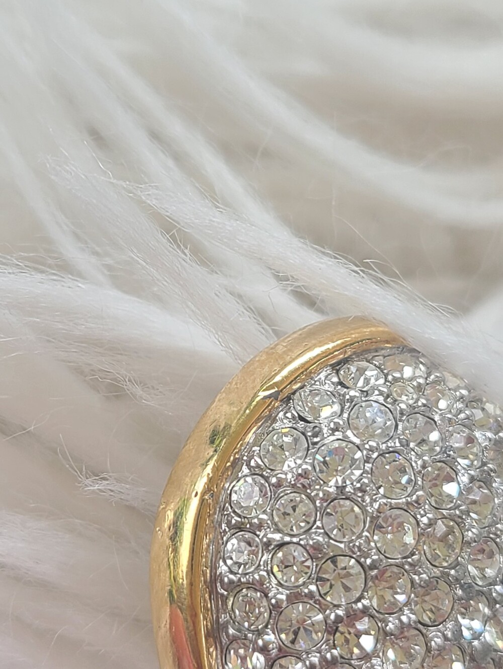 Swarovski Swan Signed Heart Pave Crystals Gold Toned Brooch-Excellent Condition - Picture 4 of 7